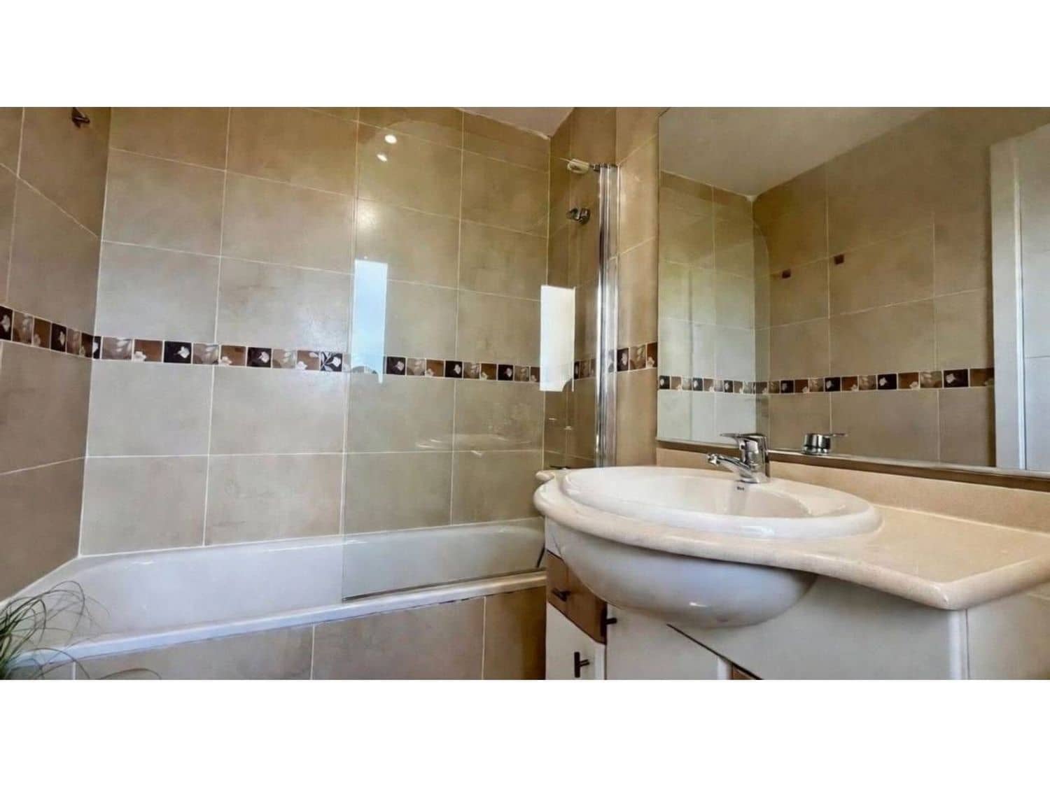 2 bedroom Apartment for sale in Sant Jordi with pool garage - € 159,000 (Ref: 9685912)