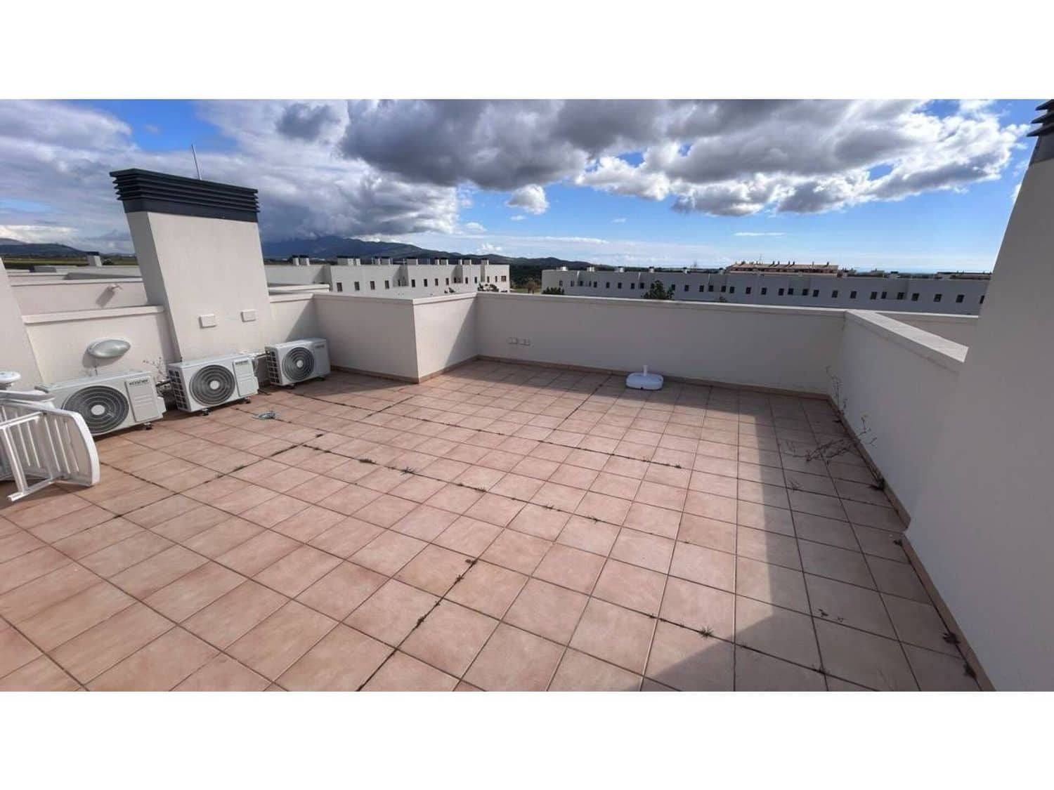 2 bedroom Apartment for sale in Sant Jordi with pool garage - € 159,000 (Ref: 9685912)