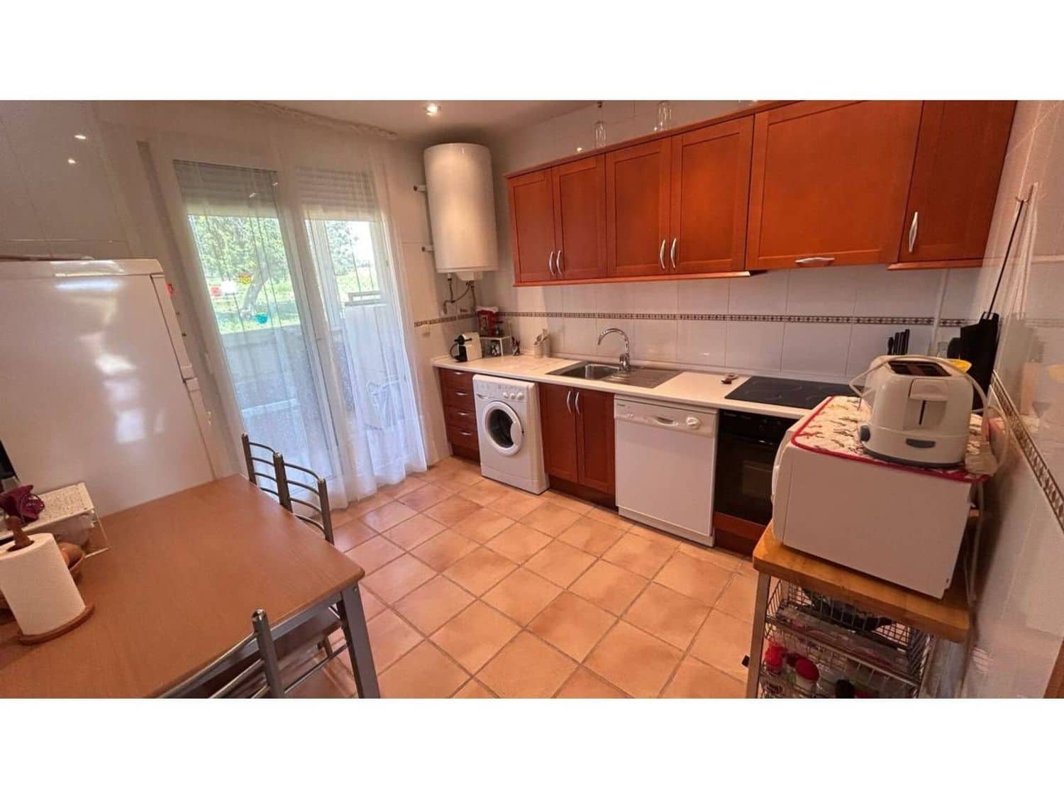 2 slaapkamer Appartement te koop in Sant Jordi met zwembad garage - € 135.000 (Ref: 9685913)