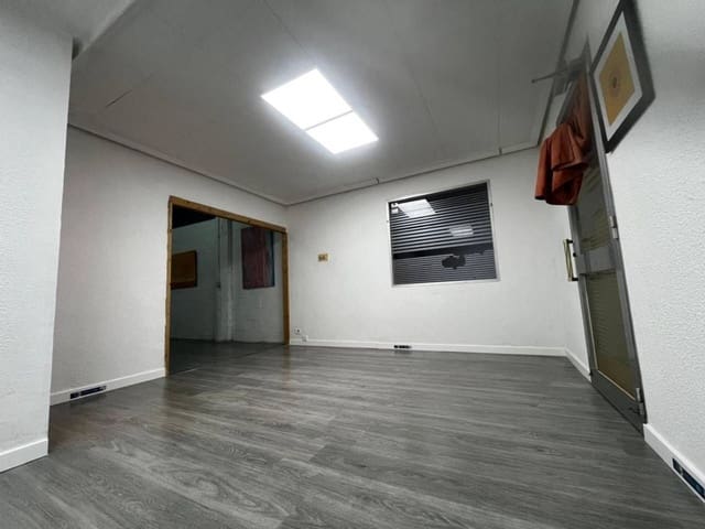 Gewerbe zu verkaufen in Vinaròs - 68.000 € (Ref: 9694700)