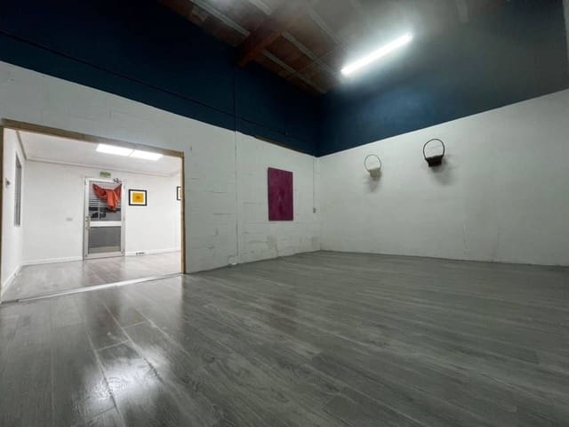 Gewerbe zu verkaufen in Vinaròs - 68.000 € (Ref: 9694700)