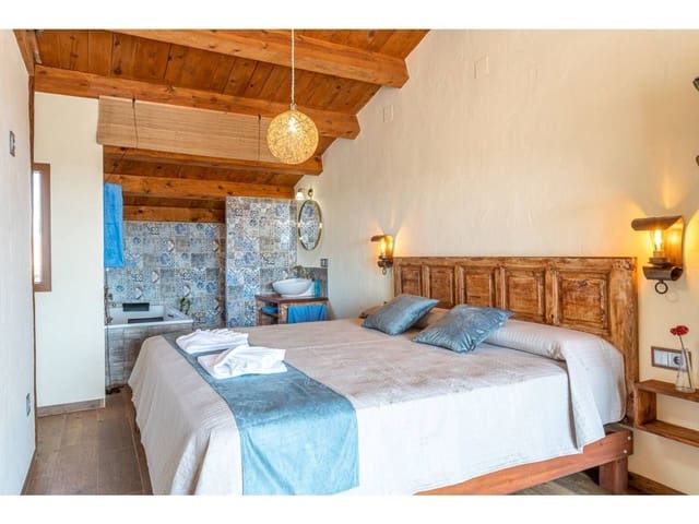4 sypialnia Finka/Dom wiejski na sprzedaż w Sant Jordi - 380 000 € (Ref: 9714322)