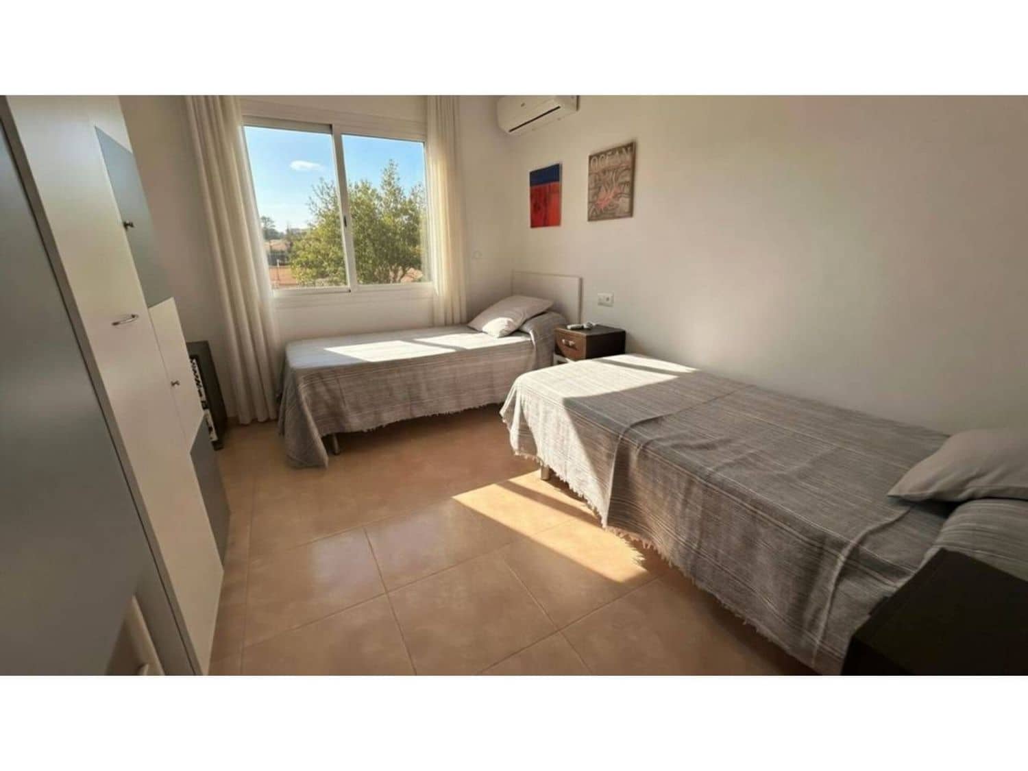 3 bedroom Villa for rent in Sant Jordi with pool garage - € 1,200 (Ref: 9714323)