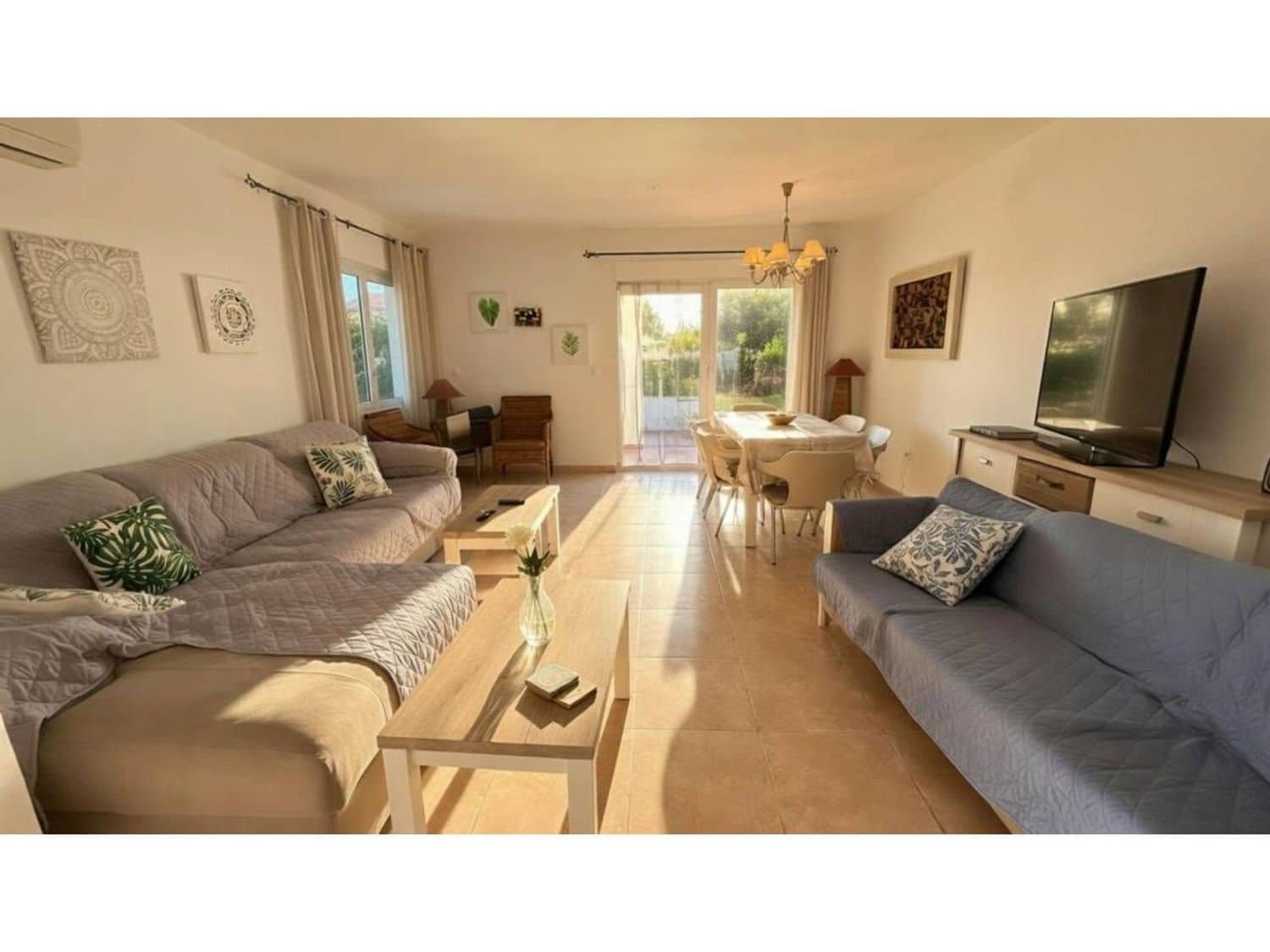 3 bedroom Villa for rent in Sant Jordi with pool garage - € 1,200 (Ref: 9714323)
