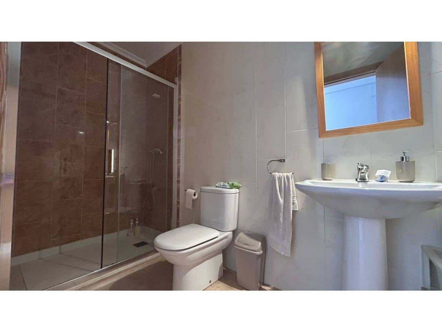 3 bedroom Villa for rent in Sant Jordi with pool garage - € 1,200 (Ref: 9714323)