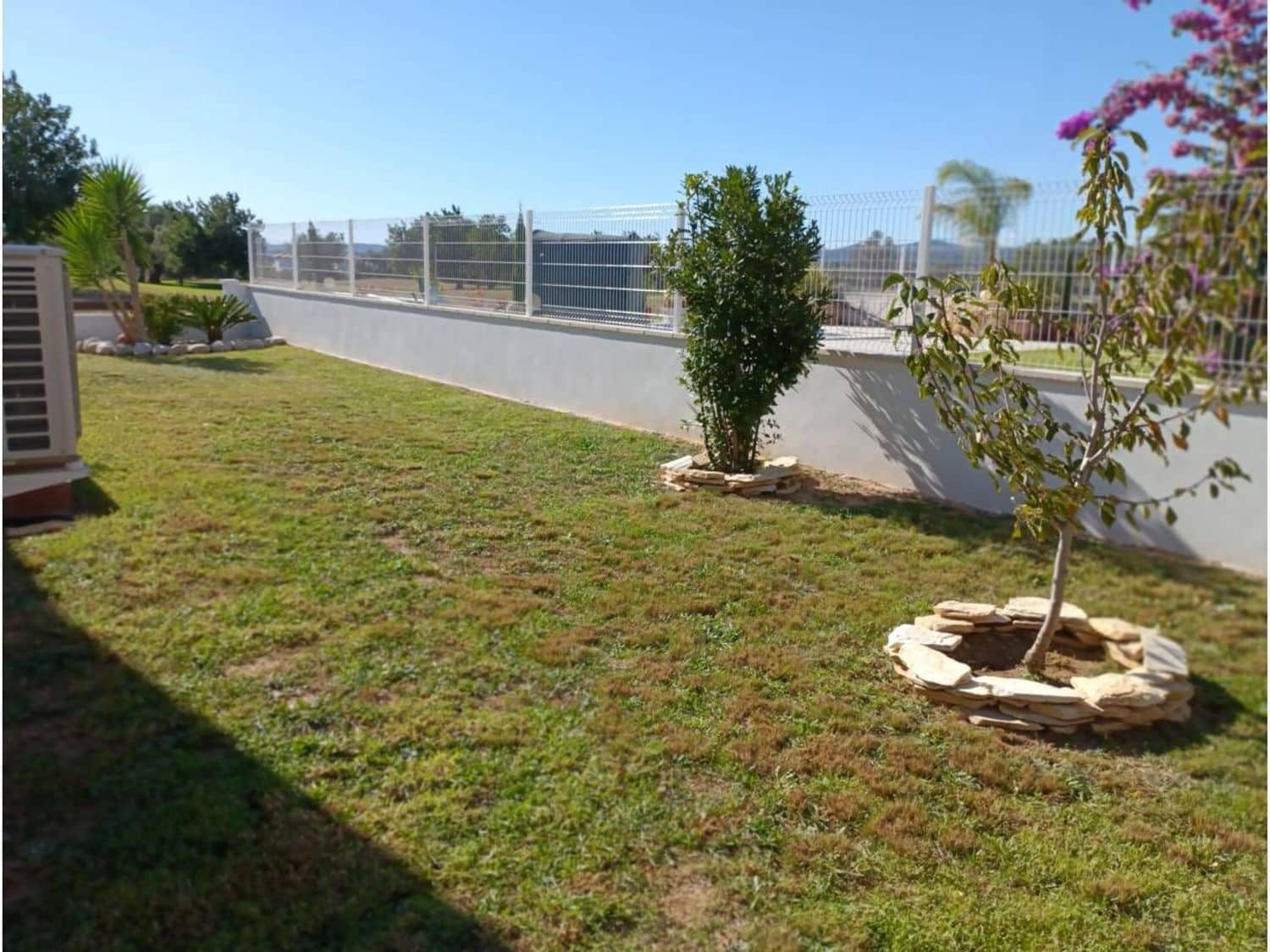 3 bedroom Villa for rent in Sant Jordi with pool garage - € 1,200 (Ref: 9714323)