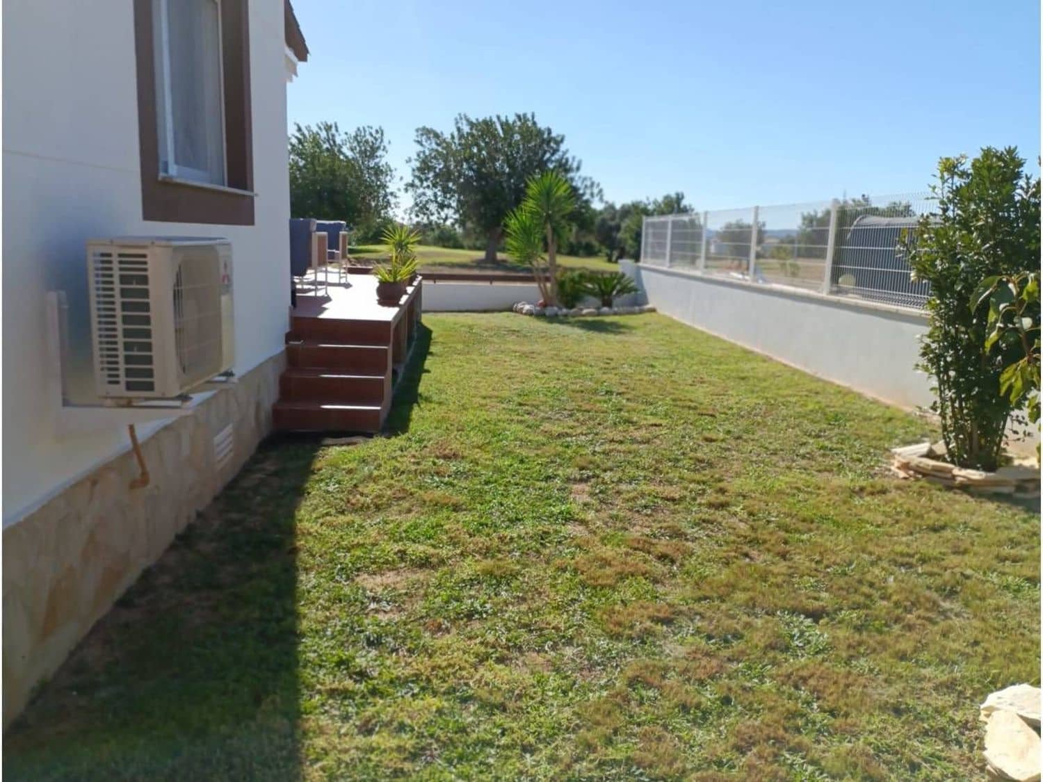 3 bedroom Villa for rent in Sant Jordi with pool garage - € 1,200 (Ref: 9714323)