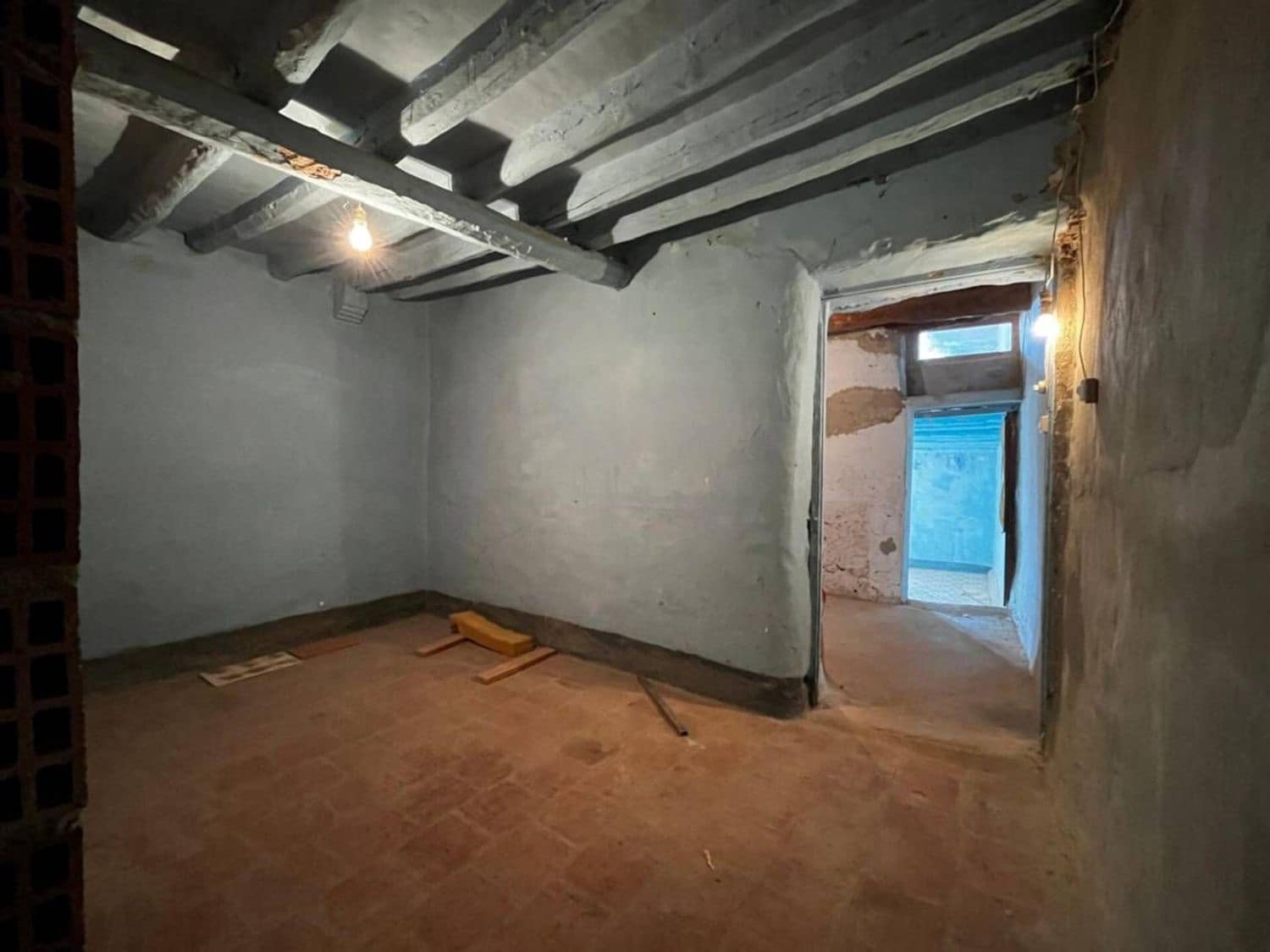 8 bedroom Villa for sale in Sant Jordi - € 95,000 (Ref: 9731569)