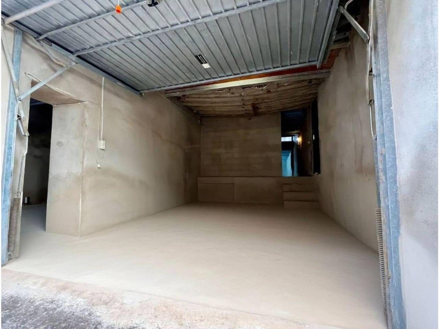 8 bedroom Villa for sale in Sant Jordi - € 95,000 (Ref: 9731569)