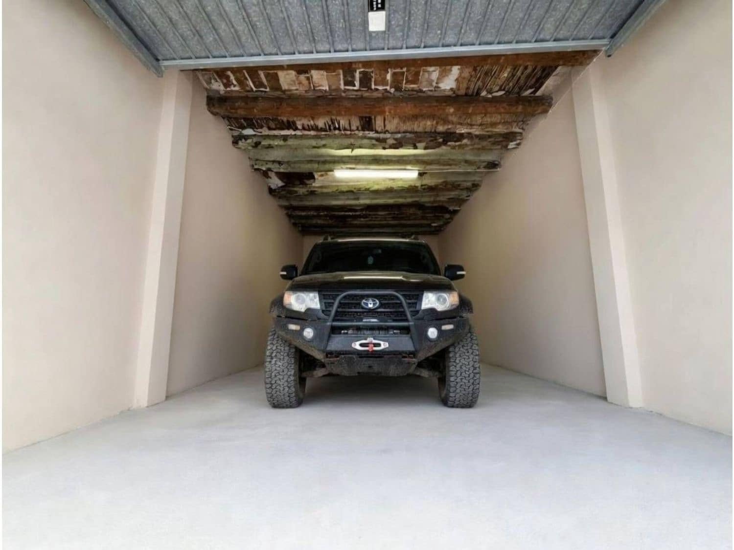 8 bedroom Villa for sale in Sant Jordi - € 95,000 (Ref: 9731569)