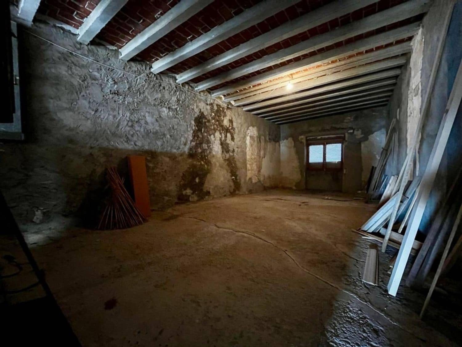 8 bedroom Villa for sale in Sant Jordi - € 95,000 (Ref: 9731569)