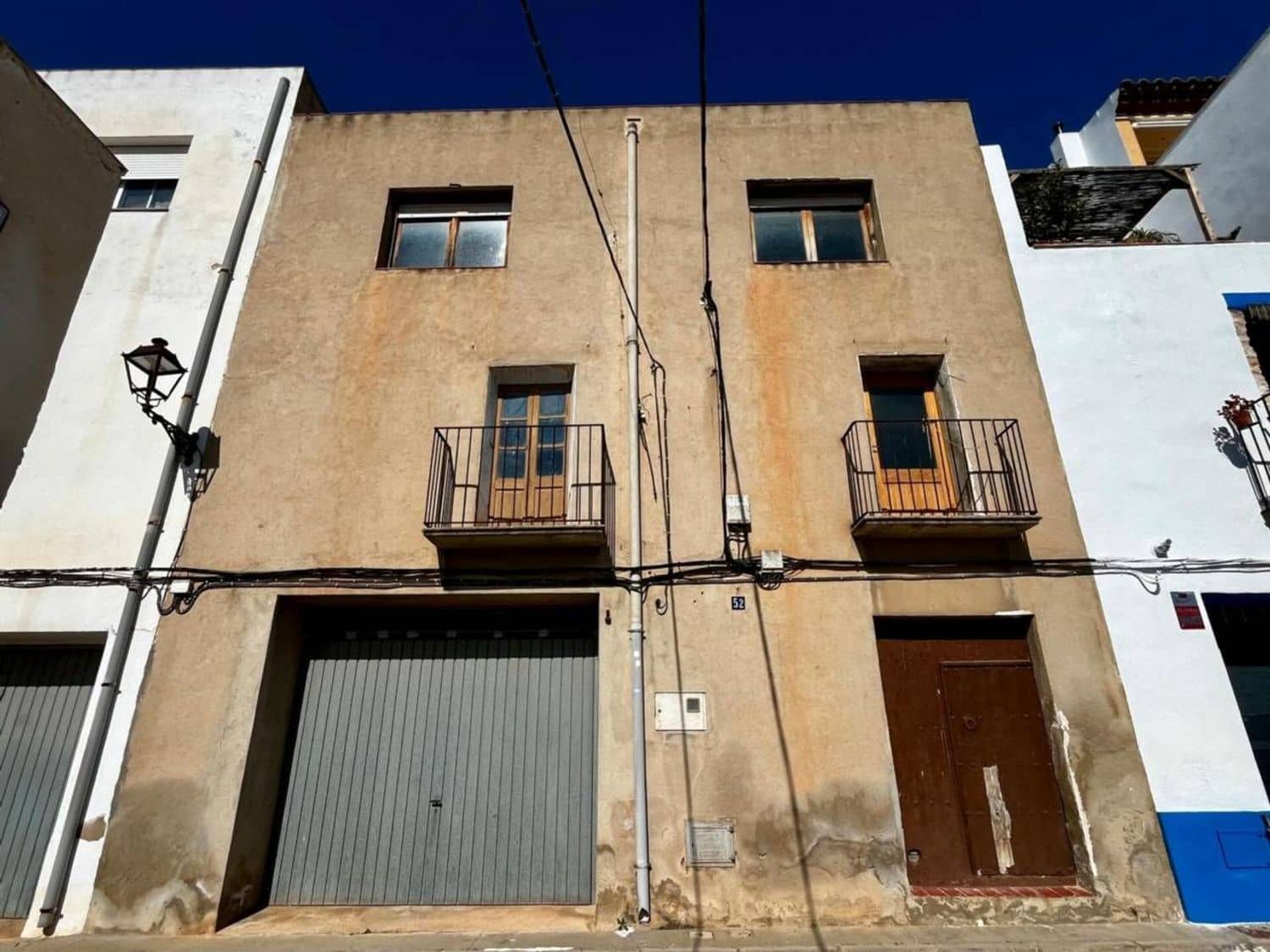 8 bedroom Villa for sale in Sant Jordi - € 95,000 (Ref: 9731569)