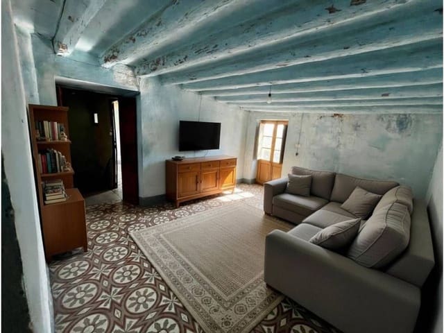 8 soveværelse Villa til salg i Sant Jordi - € 95.000 (Ref: 9731569)