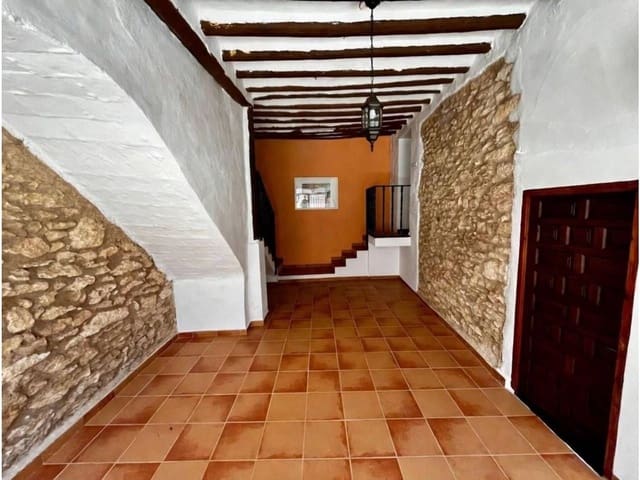 3 slaapkamer Villa te koop in Sant Jordi met garage - € 120.000 (Ref: 9763463)