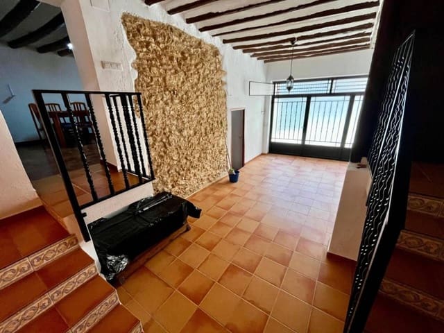 3 slaapkamer Villa te koop in Sant Jordi met garage - € 120.000 (Ref: 9763463)