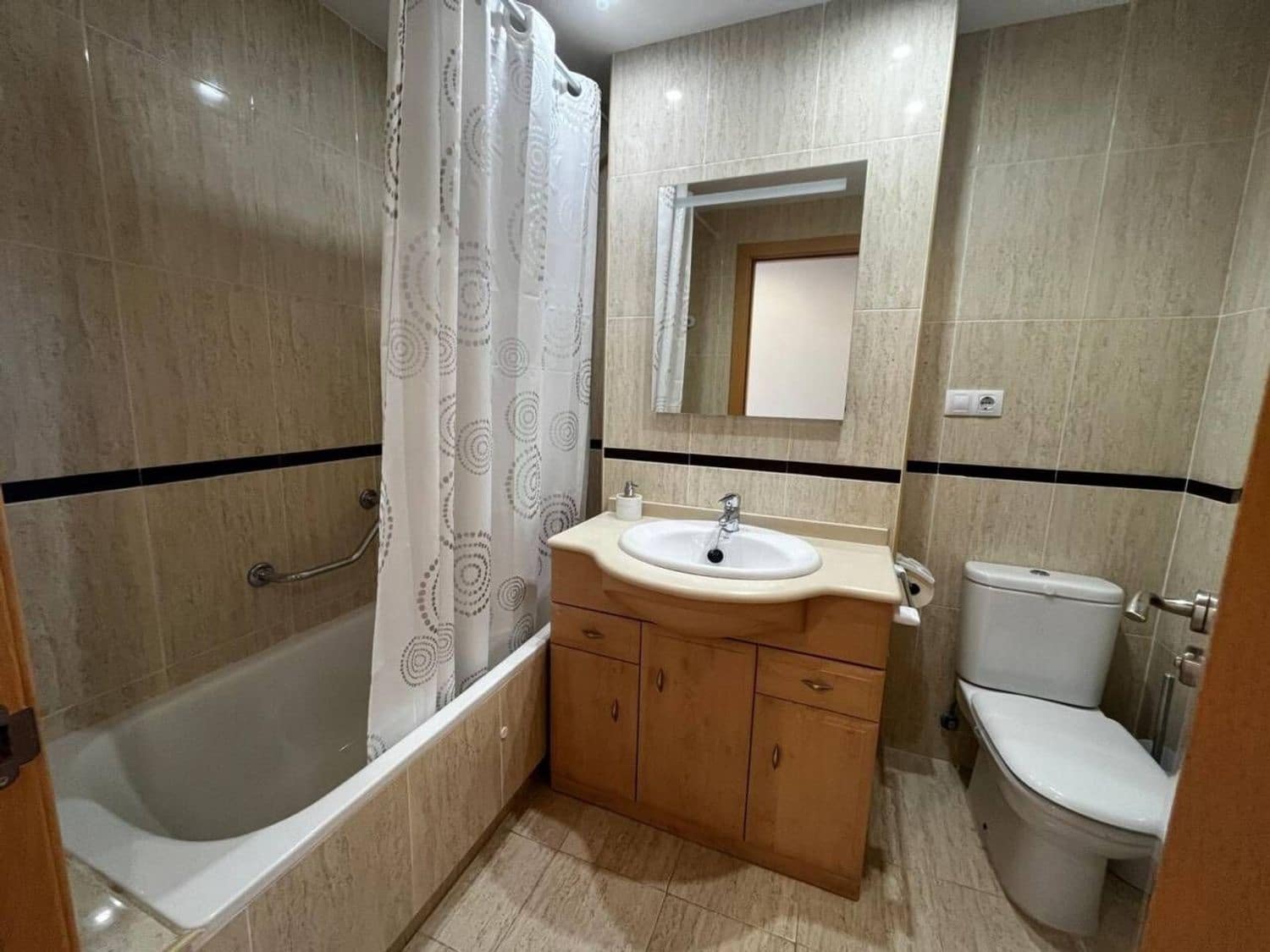 2 bedroom Apartment for sale in Sant Jordi with pool garage - € 162,000 (Ref: 9872933)