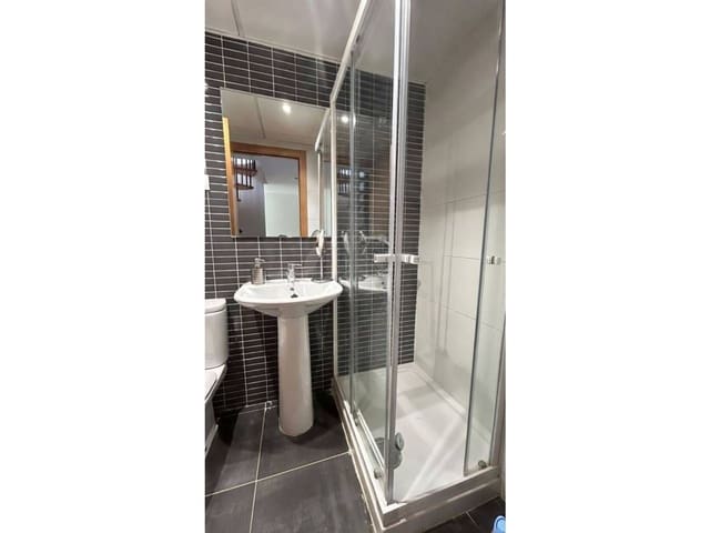 Casa de 3 habitaciones en Sant Jordi en alquiler con piscina garaje - 1.200 € (Ref: 9872935)