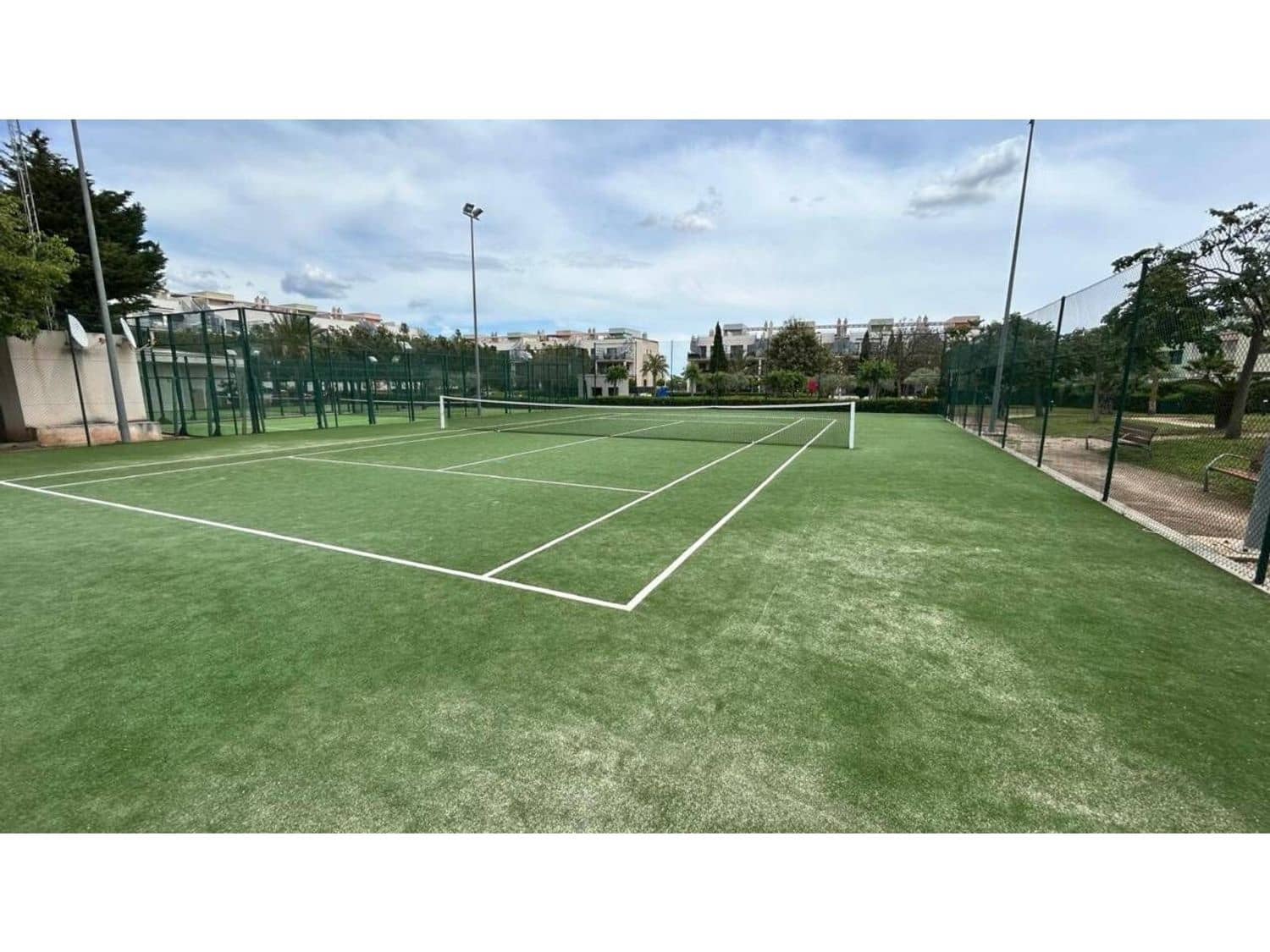 Casa de 3 habitaciones en Sant Jordi en alquiler con piscina garaje - 1.200 € (Ref: 9872935)