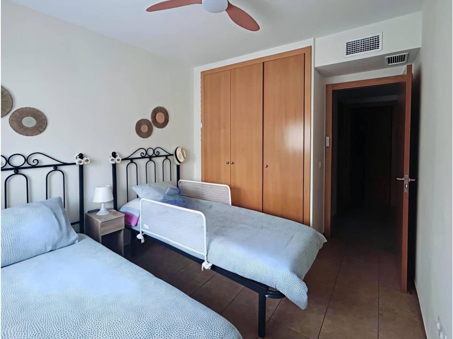 2 bedroom Apartment for rent in Sant Jordi with pool garage - € 800 (Ref: 9956669)