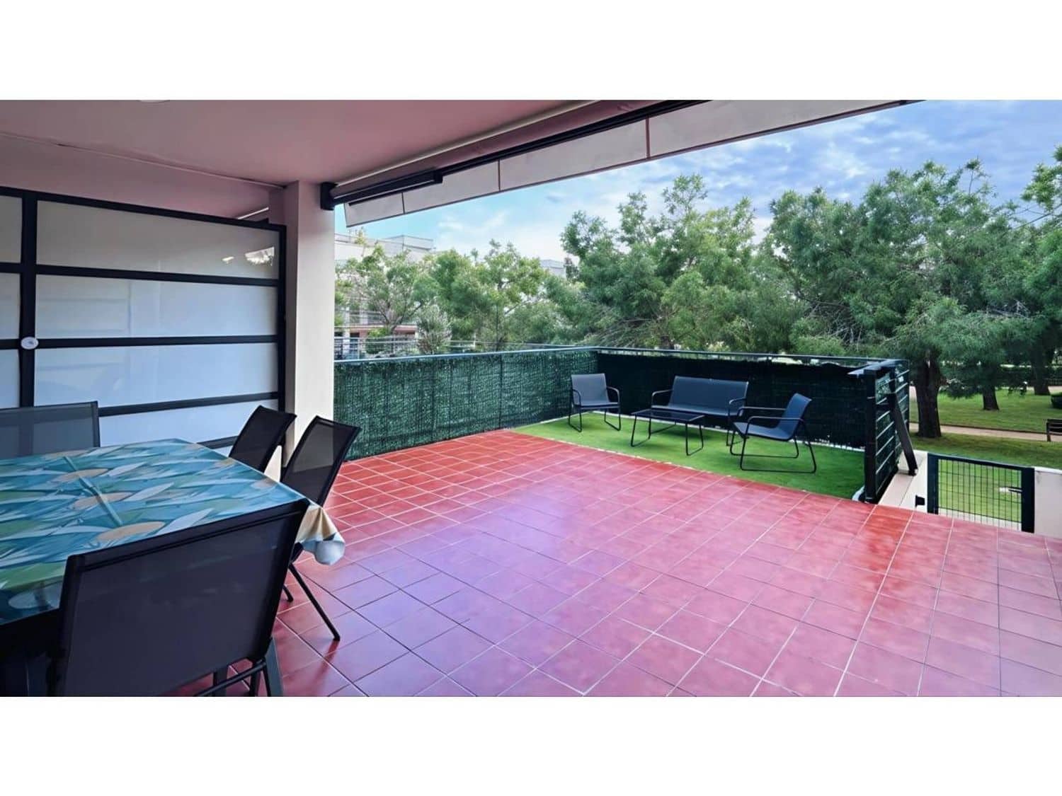 2 bedroom Apartment for rent in Sant Jordi with pool garage - € 800 (Ref: 9956669)