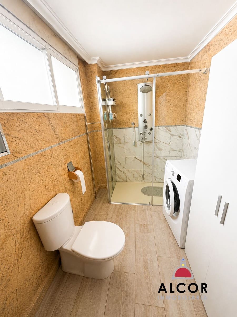 2 bedroom Apartment for sale in Benicarlo with garage - € 180,000 (Ref: 10011091)
