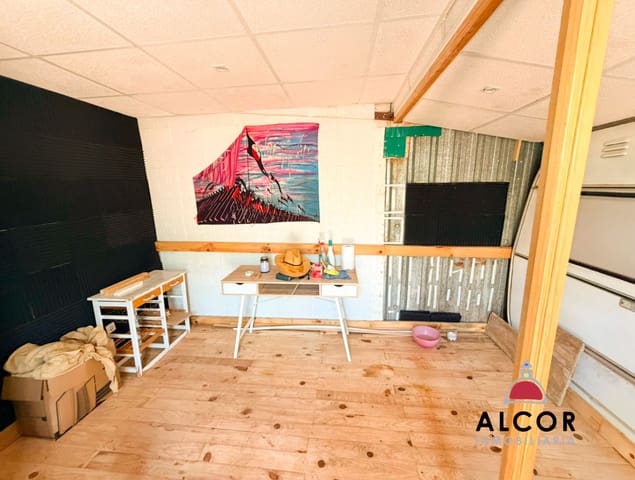 Maalaistalo myytävänä paikassa Peñíscola - 35 000 € (Ref: 10017181)