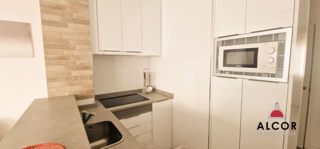 Piso de 2 habitaciones en Peñíscola en venta con piscina garaje - 250.000 € (Ref: 10037835)