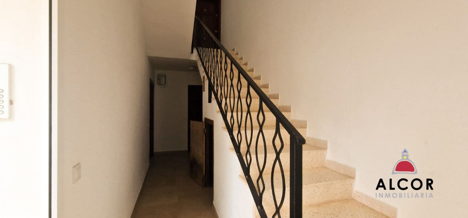 Piso de 2 habitaciones en Peñíscola en venta con piscina garaje - 250.000 € (Ref: 10037835)