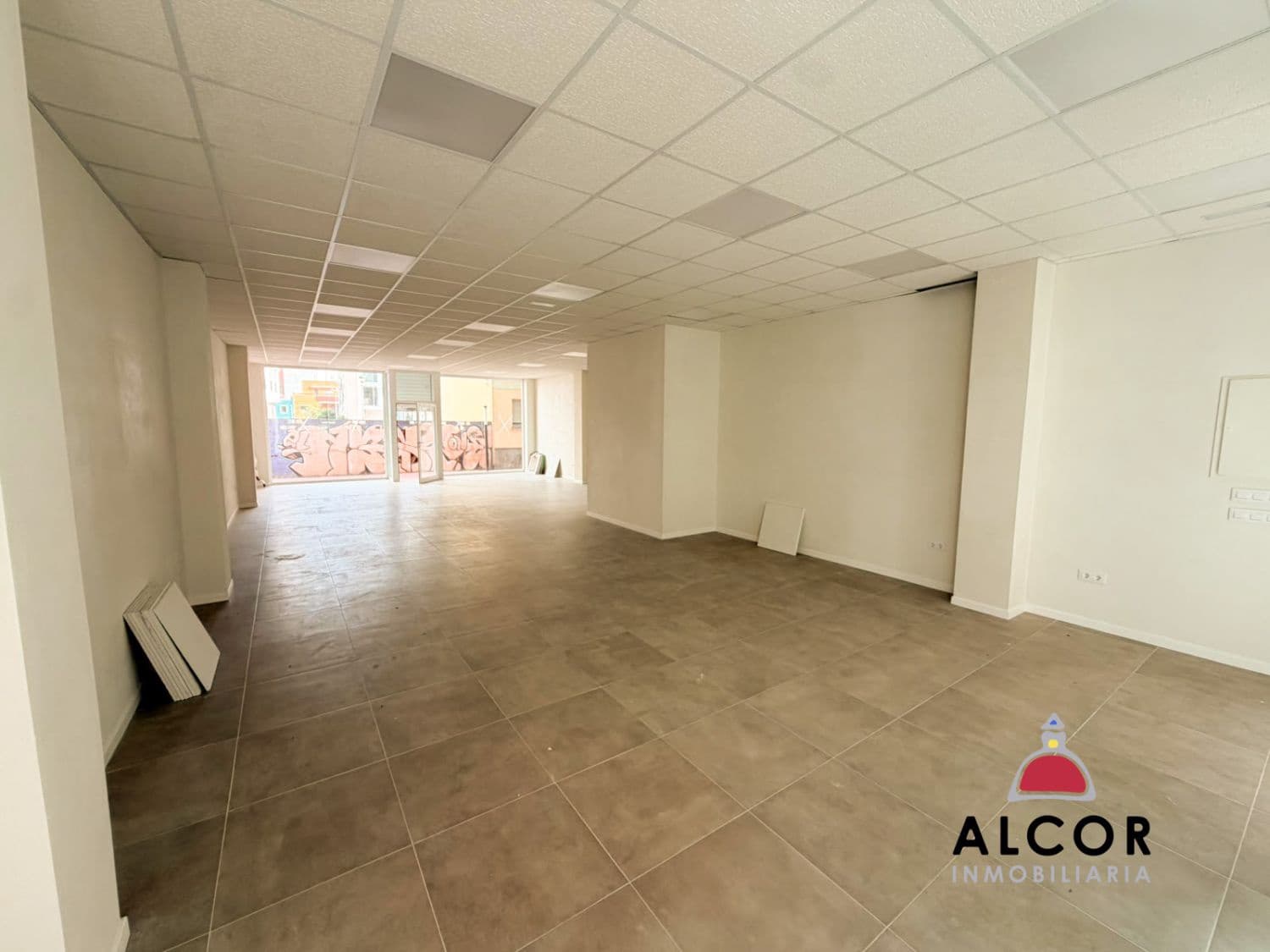 Gewerbe zu vermieten in Benicarlo - 800 € (Ref: 10070421)