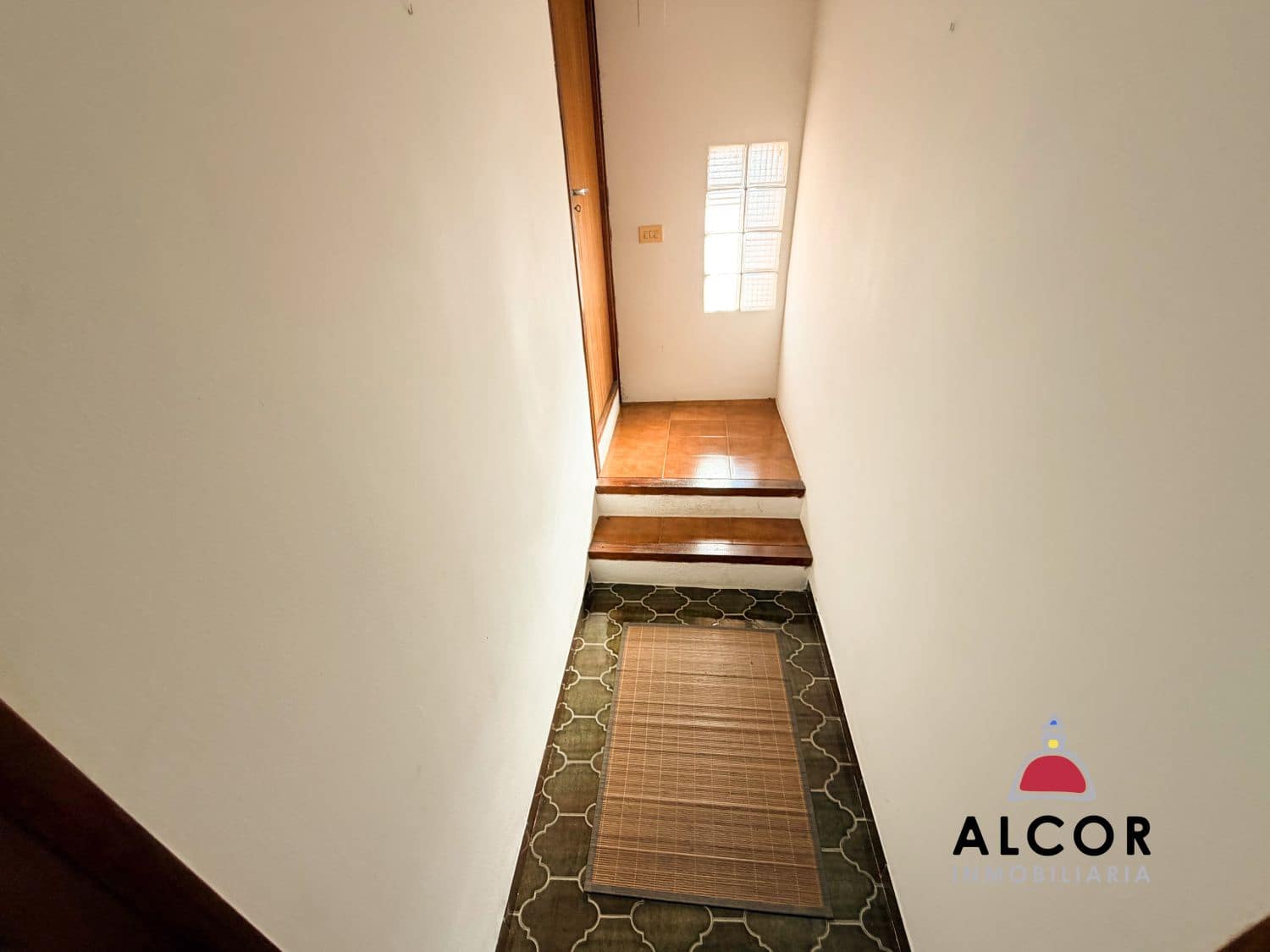 4 chambre Villa/Maison Mitoyenne à vendre à Calig avec garage - 125 000 € (Ref: 10090156)