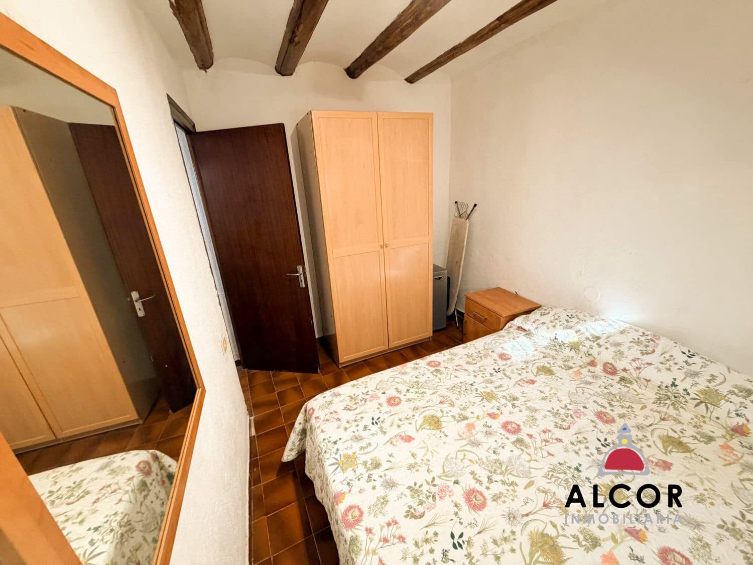 4 chambre Villa/Maison Mitoyenne à vendre à Calig avec garage - 125 000 € (Ref: 10090156)
