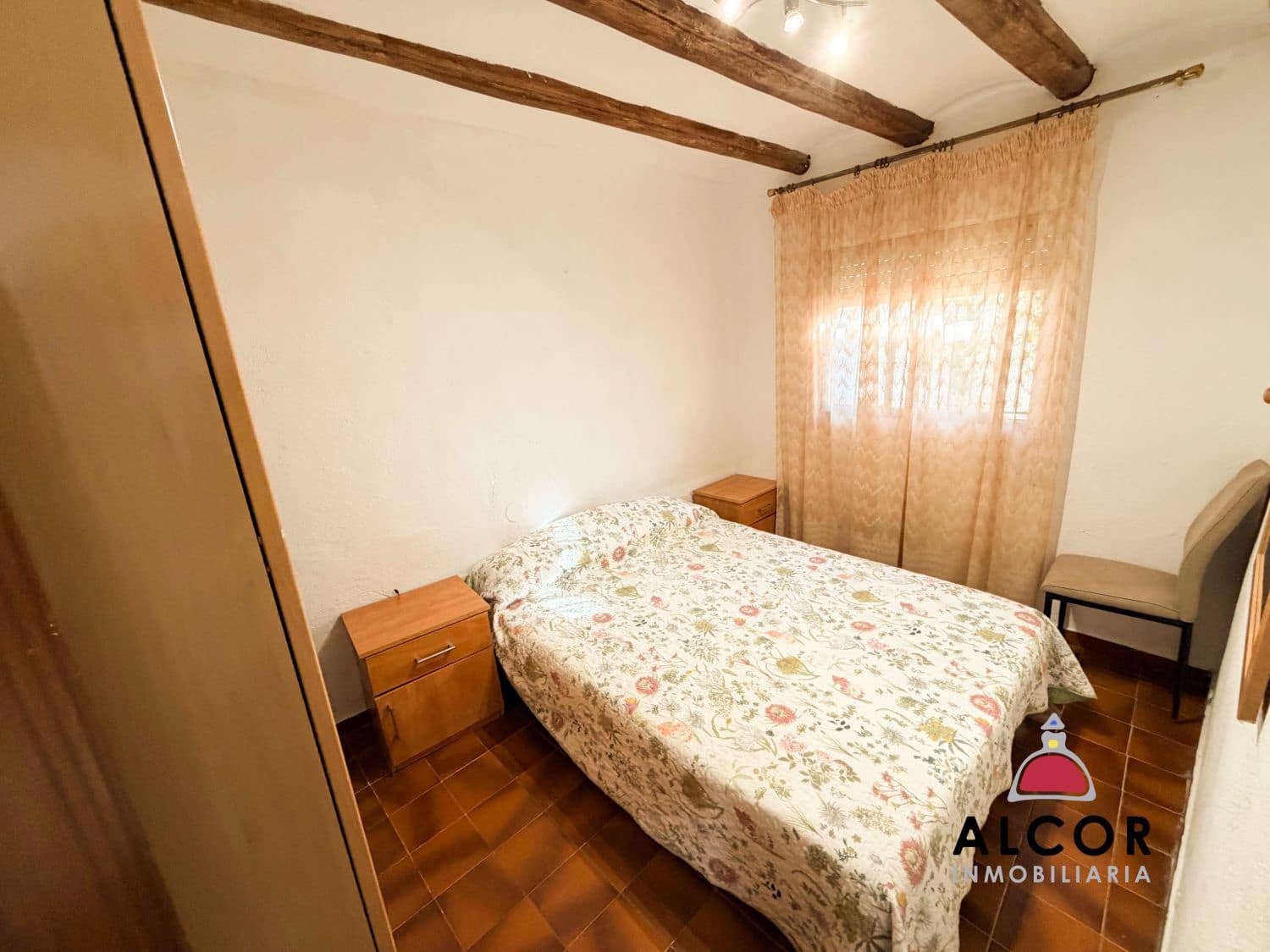 4 chambre Villa/Maison Mitoyenne à vendre à Calig avec garage - 125 000 € (Ref: 10090156)