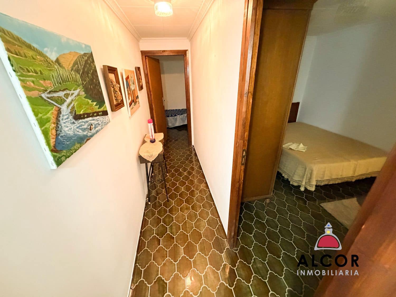 4 chambre Villa/Maison Mitoyenne à vendre à Calig avec garage - 125 000 € (Ref: 10090156)