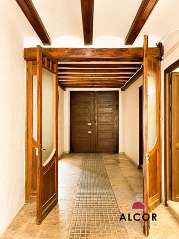 5 bedroom Townhouse for sale in Benicarló - € 250,000 (Ref: 10110919)