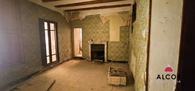 5 bedroom Townhouse for sale in Benicarló - € 250,000 (Ref: 10110919)