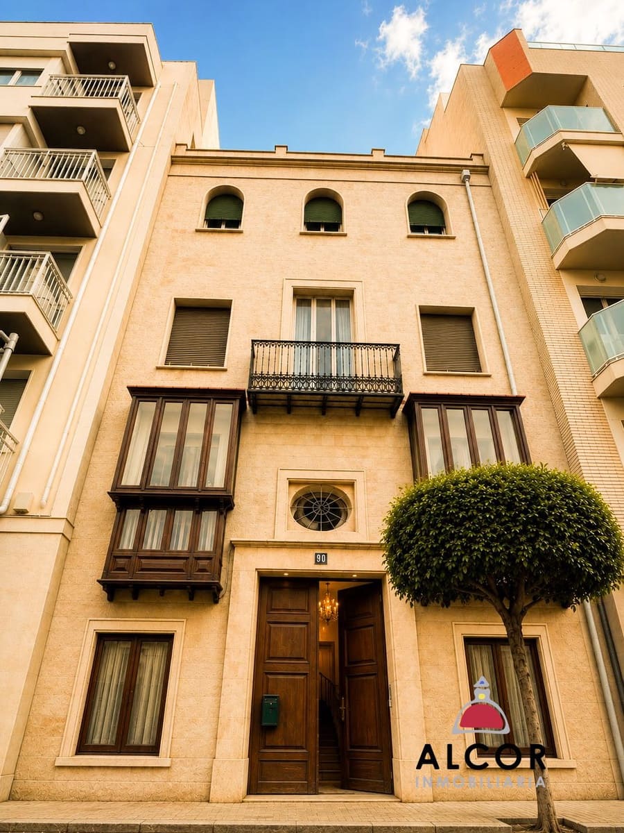 5 bedroom Townhouse for sale in Benicarlo - € 250,000 (Ref: 10110919)