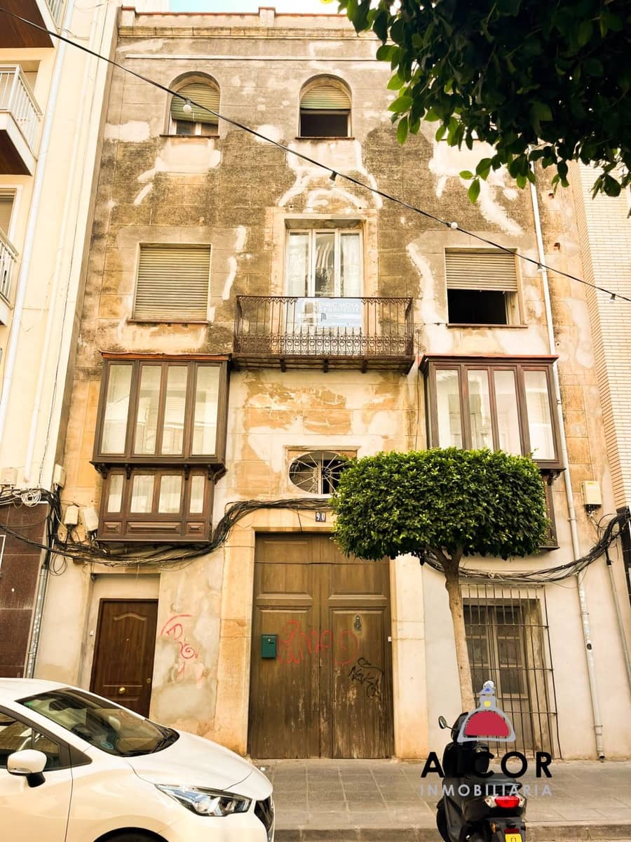 5 bedroom Townhouse for sale in Benicarlo - € 250,000 (Ref: 10110919)