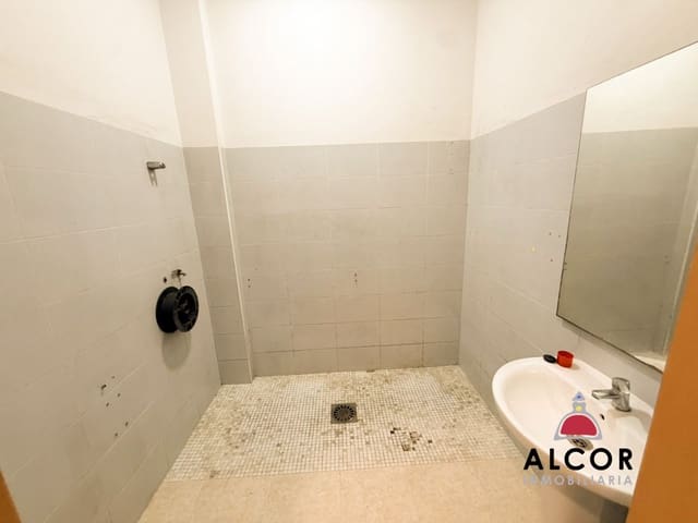 Komercyjne do wynajęcia w Benicarló - 1 800 € (Ref: 10131318)