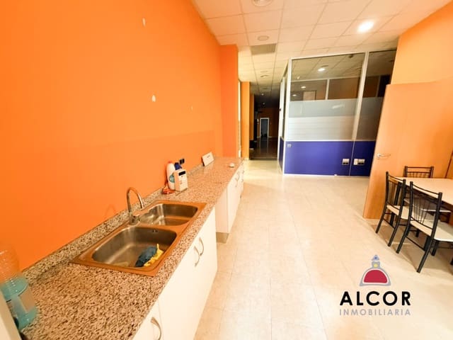 Komercyjne do wynajęcia w Benicarló - 1 800 € (Ref: 10131318)