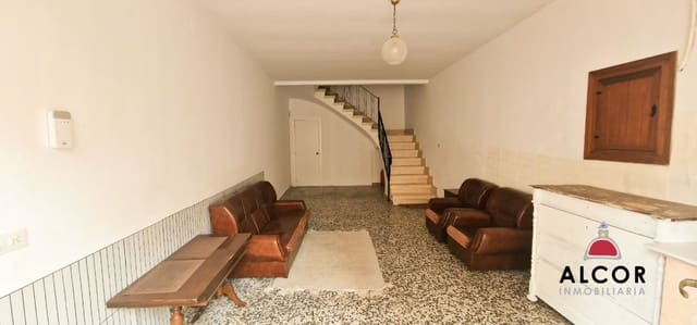 6 bedroom Townhouse for sale in Santa Magdalena de Polpis - € 170,000 (Ref: 10150290)