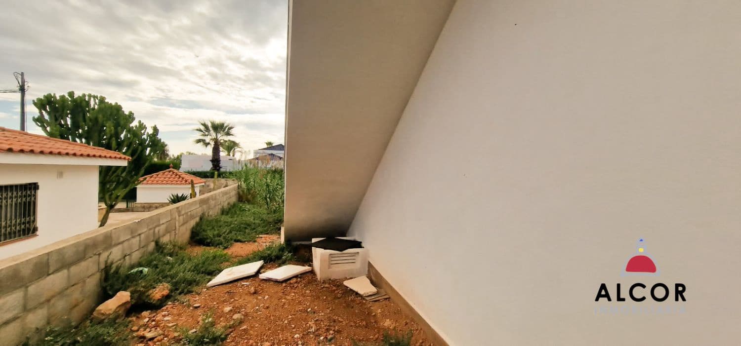 3 bedroom Villa for sale in Peniscola with pool garage - € 750,000 (Ref: 10159175)