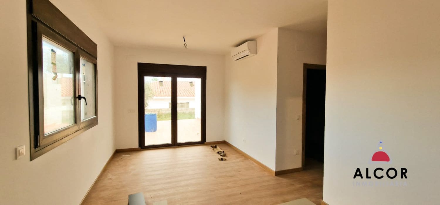 3 bedroom Villa for sale in Peniscola with pool garage - € 750,000 (Ref: 10159175)