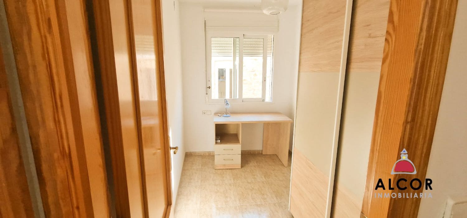 3 soveværelse Byhus til salg i Calig med garage - € 173.000 (Ref: 10162194)