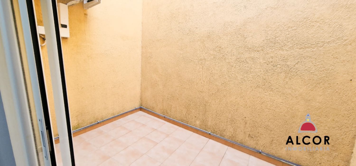 3 soveværelse Byhus til salg i Calig med garage - € 173.000 (Ref: 10162194)