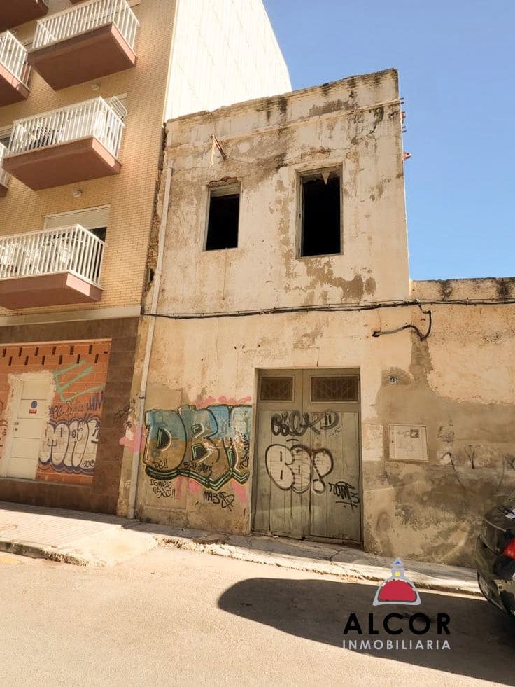 2 bedroom Townhouse for sale in Benicarlo - € 25,000 (Ref: 10168297)