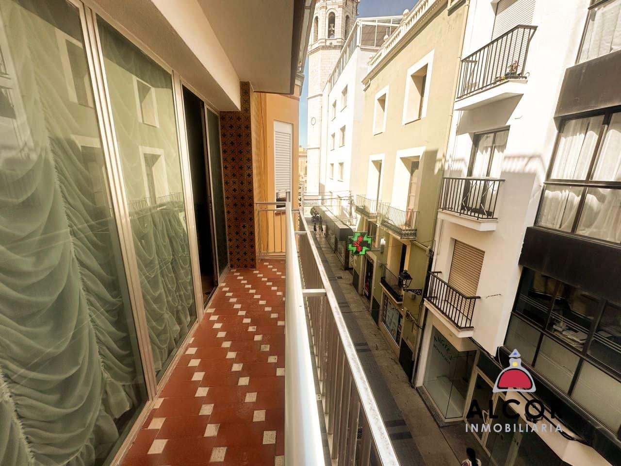 Piso de 6 habitaciones en Benicarló en venta - 197.000 € (Ref: 10171760)