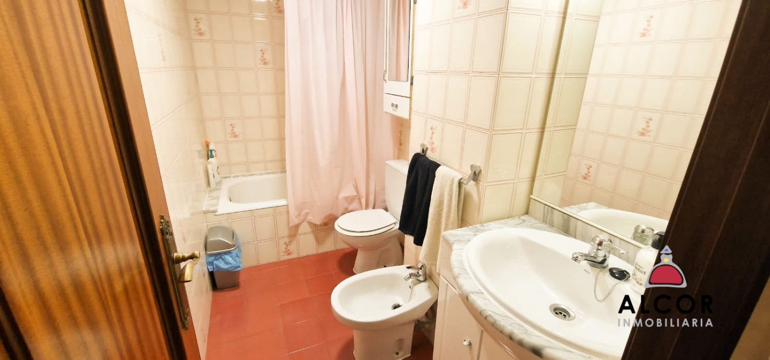 Piso de 6 habitaciones en Benicarló en venta - 197.000 € (Ref: 10171760)