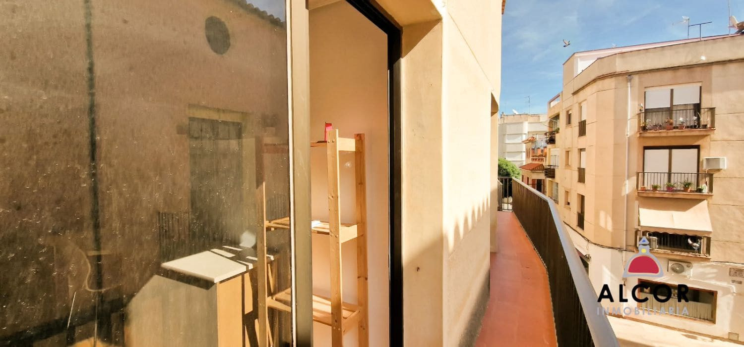 Piso de 6 habitaciones en Benicarló en venta - 197.000 € (Ref: 10171760)