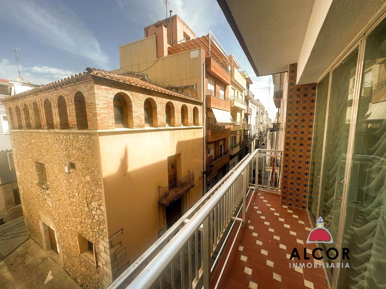 Piso de 6 habitaciones en Benicarló en venta - 197.000 € (Ref: 10171760)