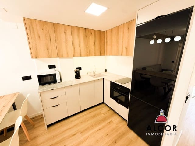 2 soveværelse Lejlighed til salg i Oropesa  med swimmingpool garage - € 155.000 (Ref: 10182721)
